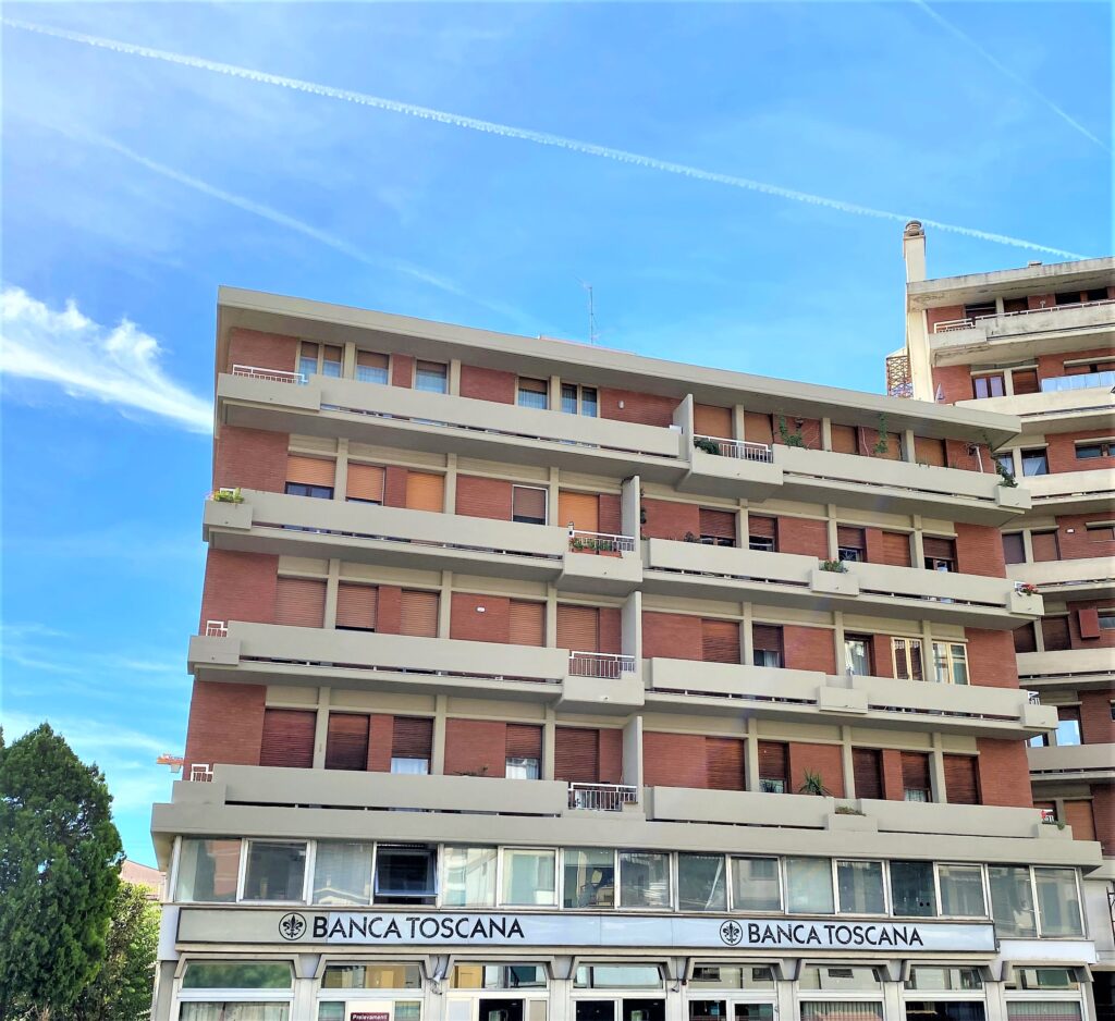 Ristrutturazione condominio baracca 5 a Firenze